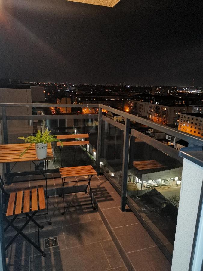 Sunset Bucharest 84 Apartment Luaran gambar