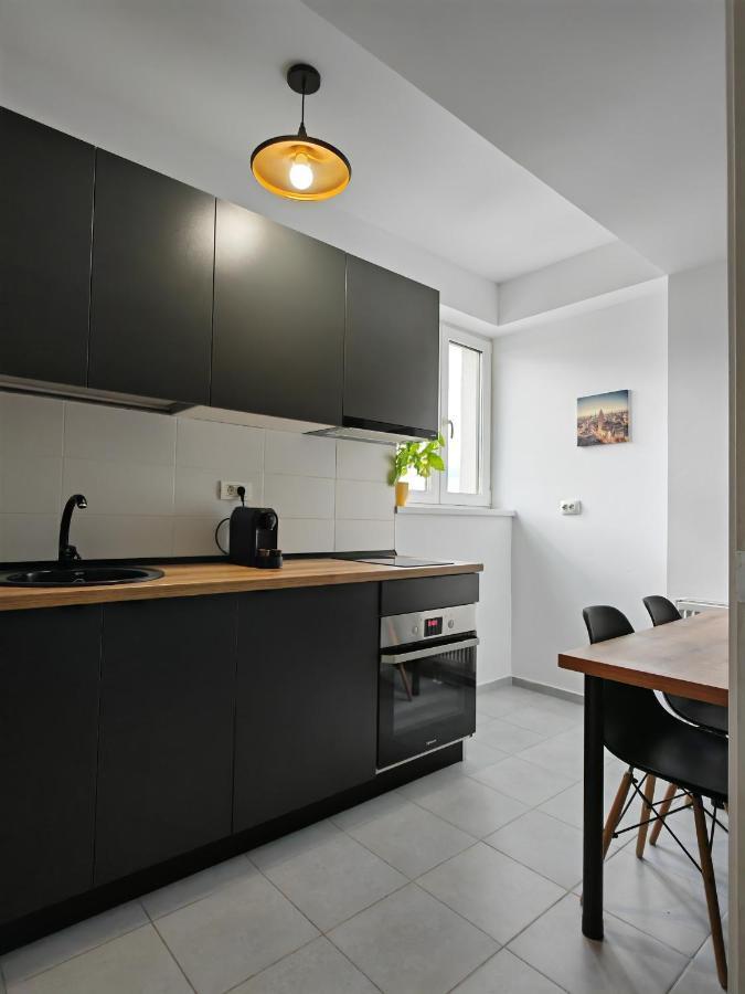 Sunset Bucharest 84 Apartment Luaran gambar