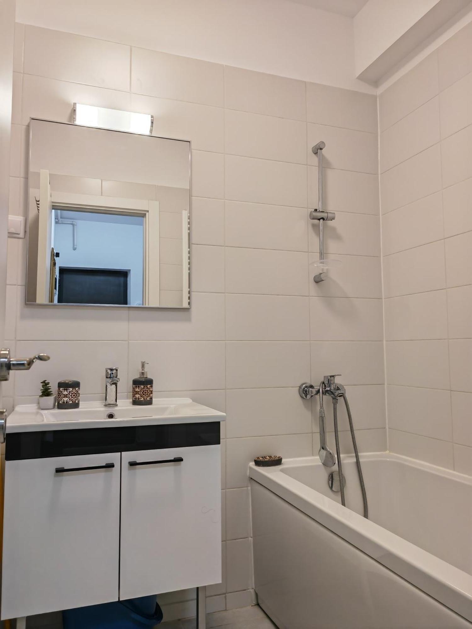 Sunset Bucharest 84 Apartment Bilik gambar